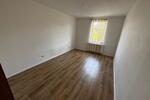 Etagenwohnung Crimmitschau - 4 Zimmer, 100 m&sup2;, 520&euro; | Angebot:25613113