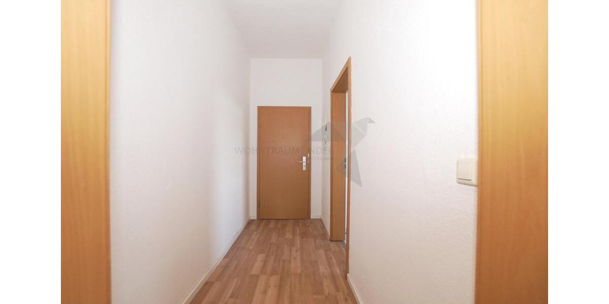 Etagenwohnung Zwickau Neuplanitz - 1 Zimmer, 36 m&sup2;, 210&euro; | Angebot:25363714