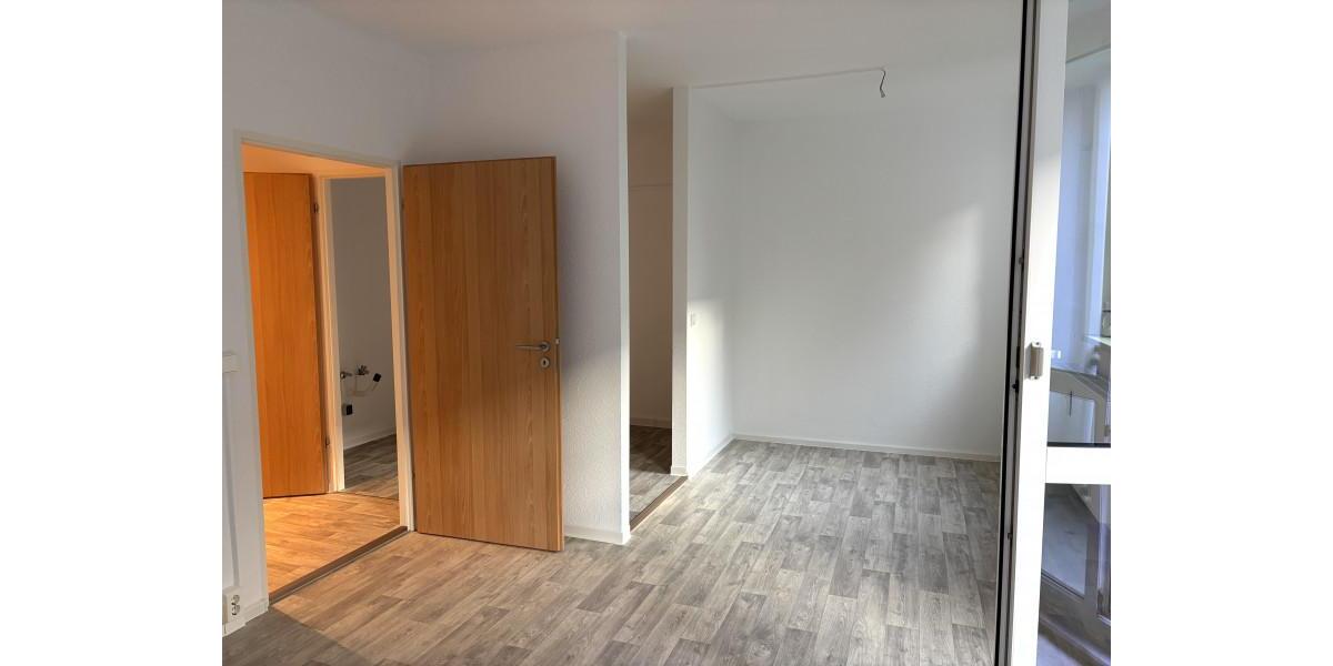 Erdgeschoßwohnung Zwickau Neuplanitz - 2 Zimmer, 50 m&sup2;, 315&euro; | Angebot:23250793