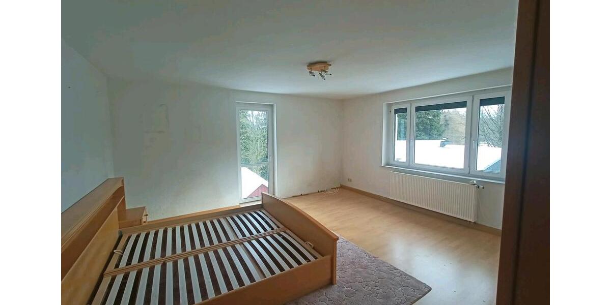 Etagenwohnung Falkenstein/Vogtland Vogtland - 3 Zimmer, 112 m&sup2;, 760&euro; | Angebot:25172000