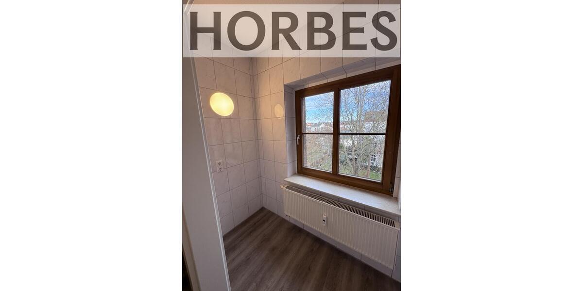 Dachgeschoßwohnung Zwickau Zwickau-Nord - 2 Zimmer, 106 m&sup2;, 650&euro; | Angebot:24874264