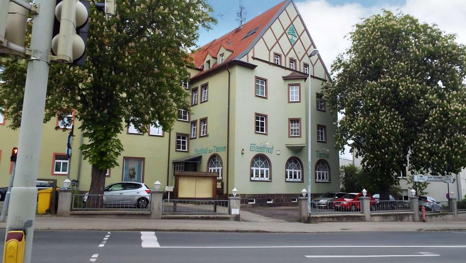 Etagenwohnung Zwickau Zwickau-West - 2 Zimmer, 45 m&sup2;, 830&euro; | Angebot:23027488
