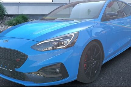 Ford Focus 30.051 km 29.900 &euro; Hartmannsdorf 09232