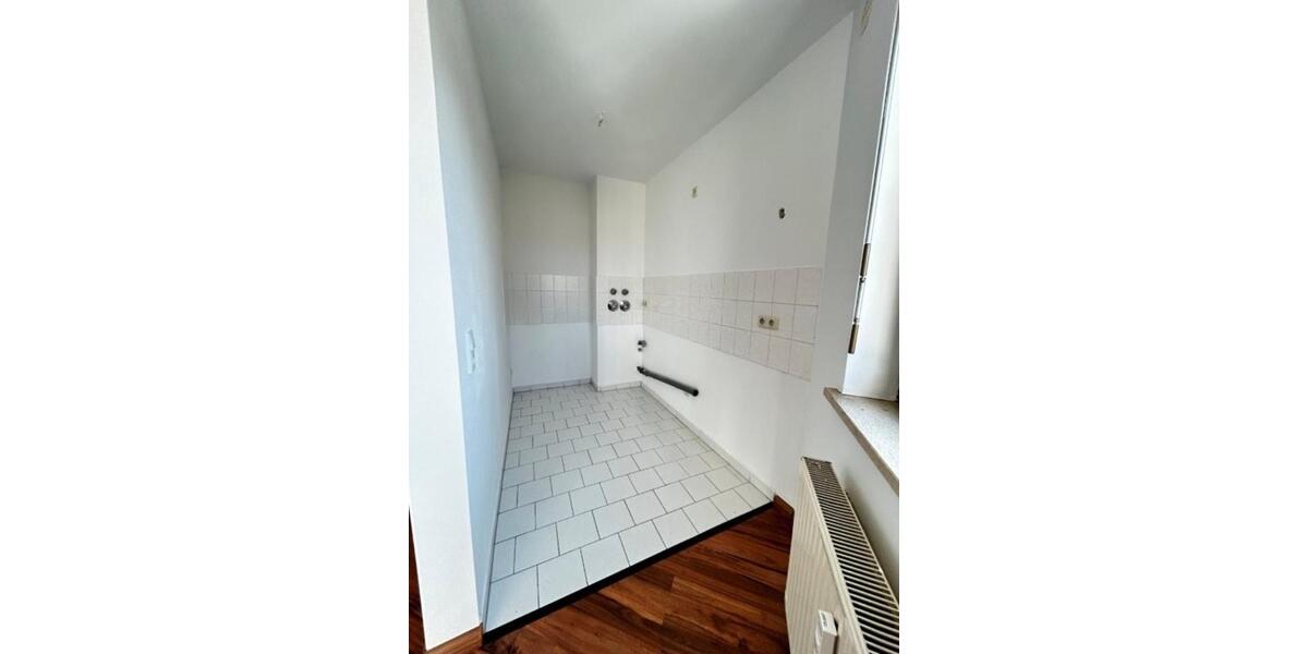 Etagenwohnung Zwickau - 1 Zimmer, 42 m&sup2;, 250&euro; | Angebot:25126790