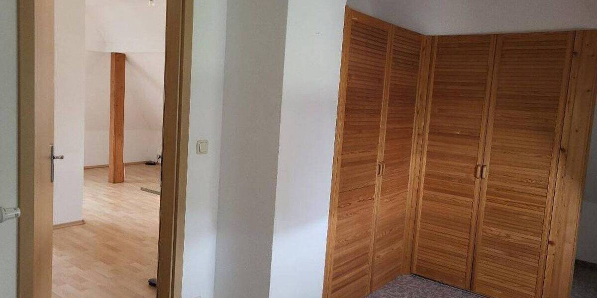 Mehrfamilienhaus, Wohnhaus Treuen - 1 Zimmer, 200 m&sup2;, 290.000&euro; | Angebot:26915821
