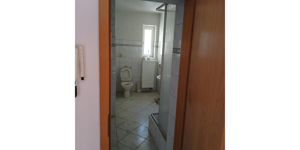 Mehrfamilienhaus, Wohnhaus Aue-Bad Schlema Bad Schlema - 80.000&euro; | Angebot:25544553