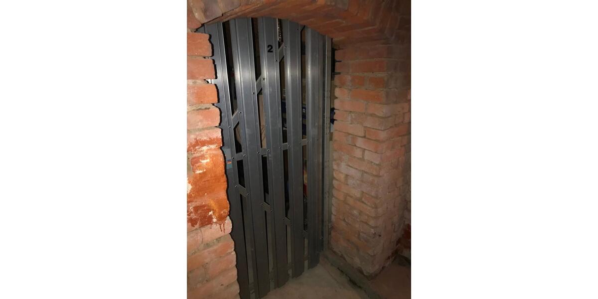 Etagenwohnung Zwickau - 2 Zimmer, 55 m&sup2;, 370&euro; | Angebot:24878691