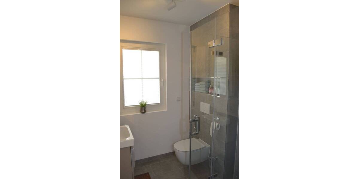 Bungalow Auerbach/Vogtl. Hinterhain - 4 Zimmer, 142 m&sup2;, 283.919&euro; | Angebot:26028139