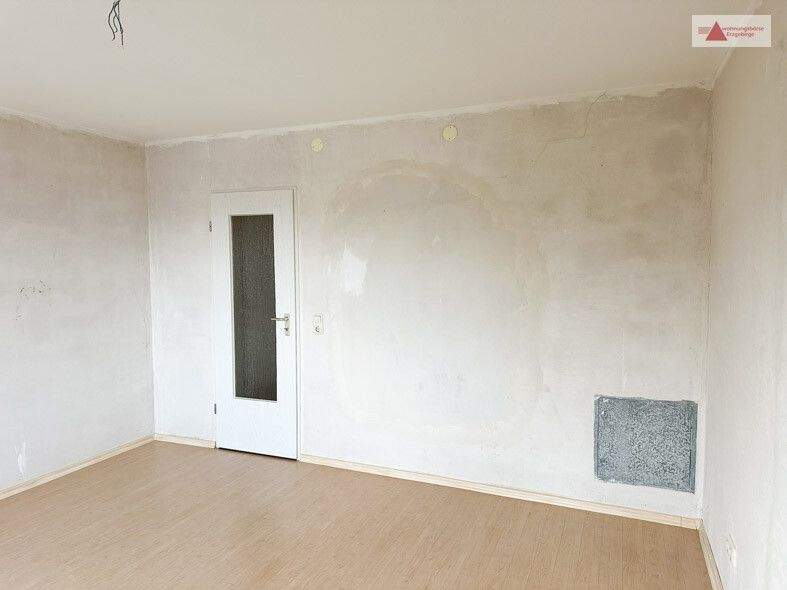 Etagenwohnung Glauchau / Niederlungwitz Niederlungwitz - 3 Zimmer, 88 m&sup2;, 748&euro; | Angebot:25688304