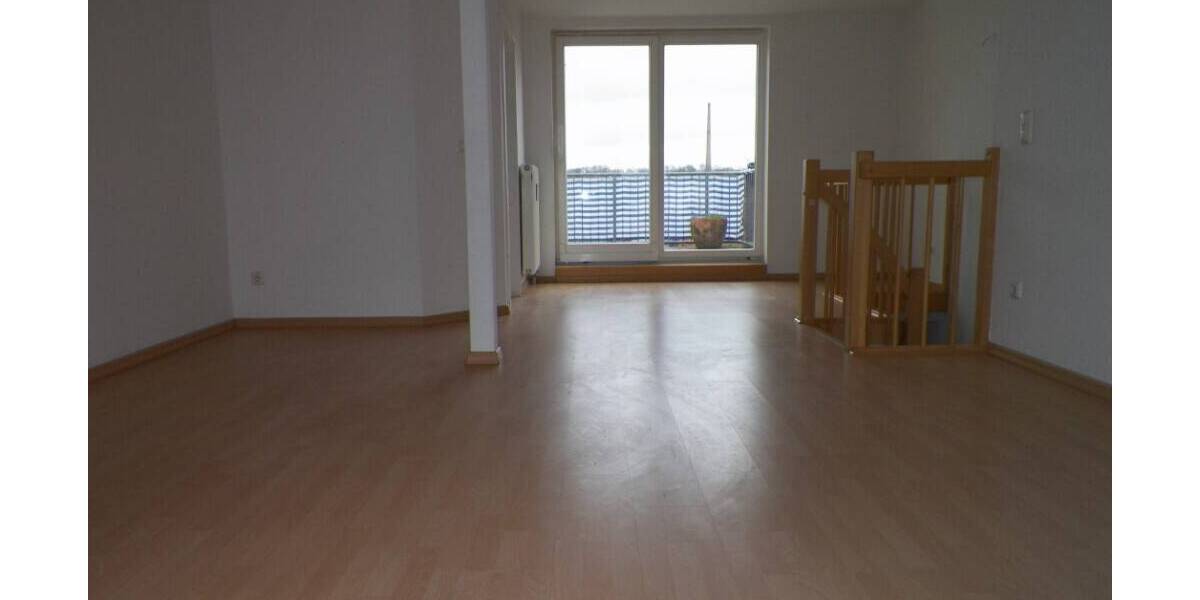 Etagenwohnung Zwickau-Innenstadt Innenstadt - 3 Zimmer, 102 m&sup2;, 650&euro; | Angebot:25797459