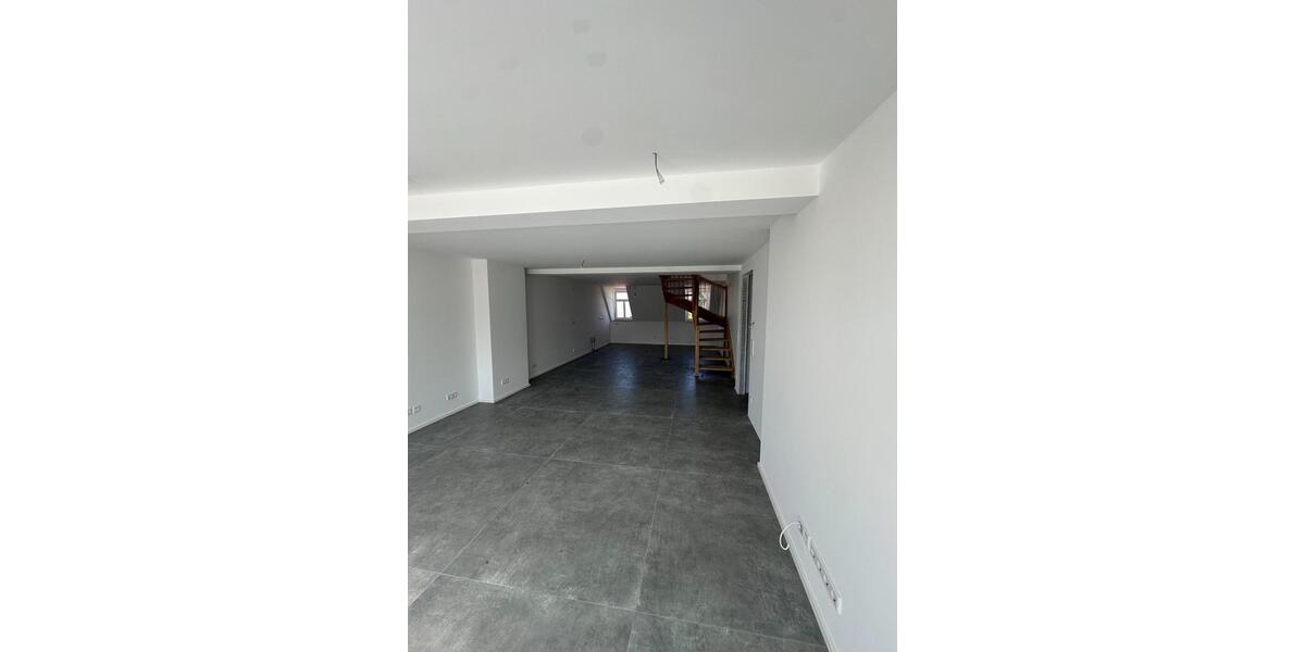 Maisonettenwohnung Glauchau - 5.5 Zimmer, 113 m&sup2;, 1.168&euro; | Angebot:20442284