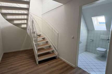 Wohnung Zwickau Mitte-Nord - 2 Zimmer, 74 m&sup2;, 485&euro; | Angebot:25282038