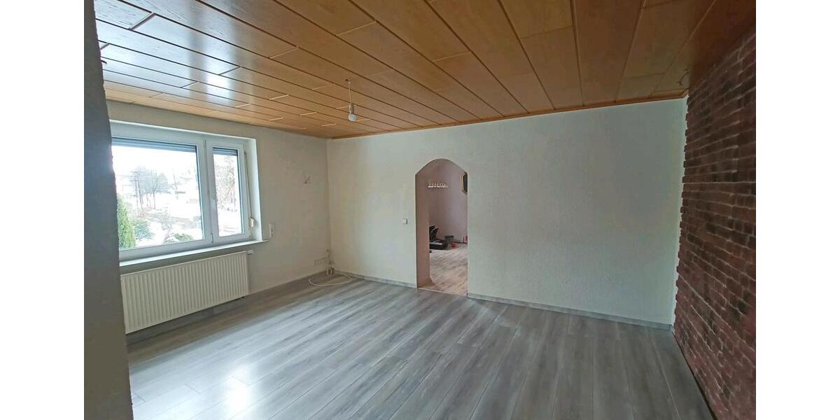 Etagenwohnung Falkenstein/Vogtland Vogtland - 3 Zimmer, 112 m&sup2;, 760&euro; | Angebot:25172000