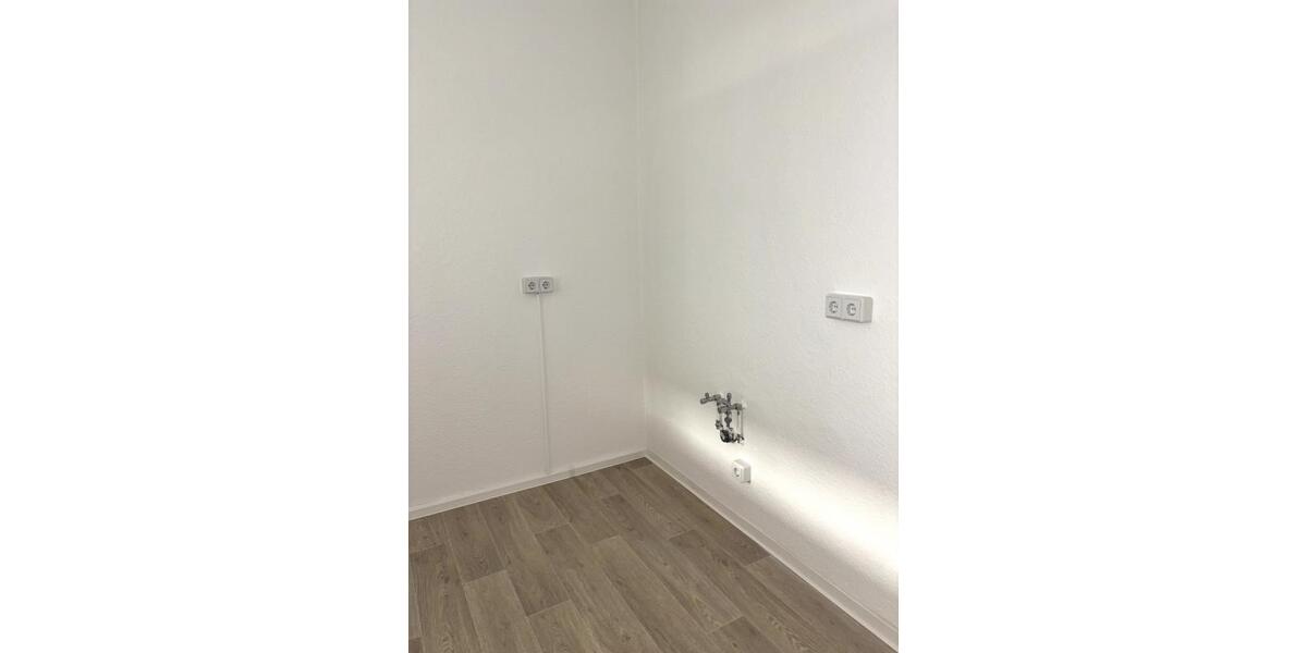 Etagenwohnung Zwickau Neuplanitz - 3 Zimmer, 58 m&sup2;, 377&euro; | Angebot:23328708