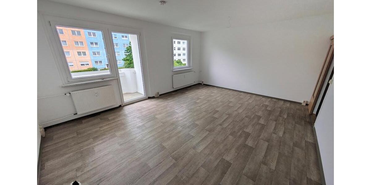 Etagenwohnung Limbach-Oberfrohna Oberfrohna - 3 Zimmer, 69 m&sup2;, 370&euro; | Angebot:25945690
