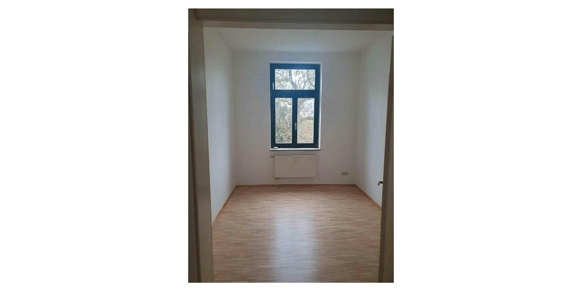 Etagenwohnung Treuen - 3 Zimmer, 83 m&sup2;, 605&euro; | Angebot:26006954