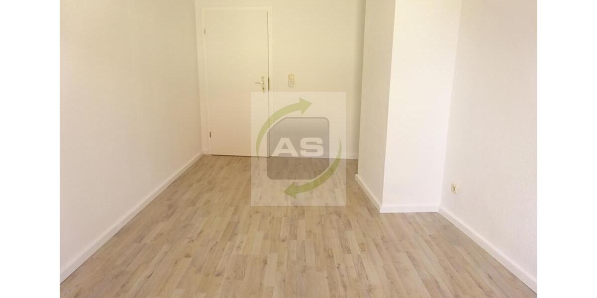 Etagenwohnung Zwickau Zwickau-West - 3 Zimmer, 79 m&sup2;, 395&euro; | Angebot:24571767