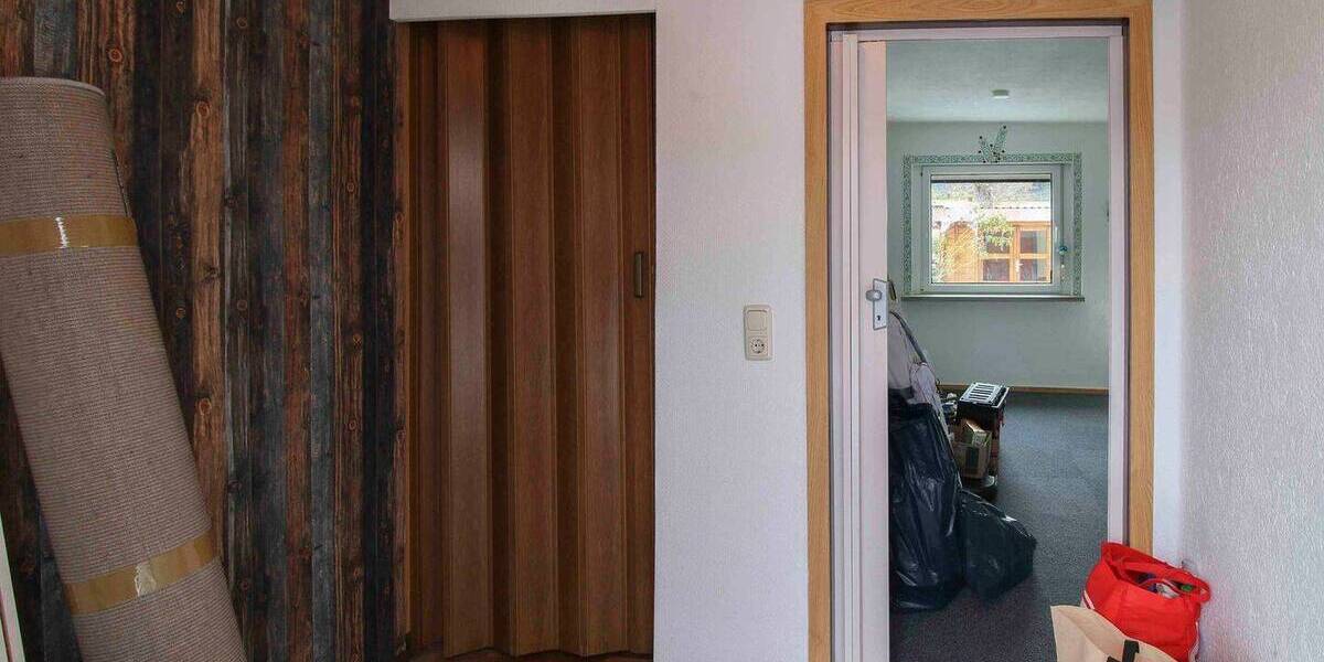 Reihenmittelhaus Zwickau Schedewitz - 3 Zimmer, 80 m&sup2;, 76.000&euro; | Angebot:26584848