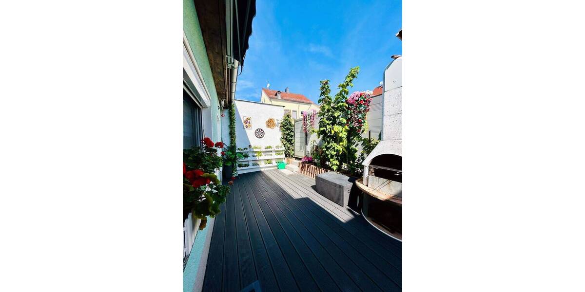 Mehrfamilienhaus, Wohnhaus Crimmitschau - 6 Zimmer, 206 m&sup2;, 259.000&euro; | Angebot:25926457