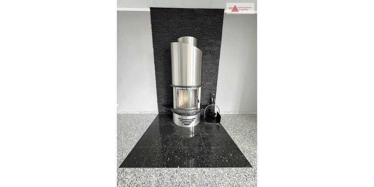 Etagenwohnung Grünhain-Beierfeld Beierfeld - 2 Zimmer, 150 m&sup2;, 750&euro; | Angebot:25688273