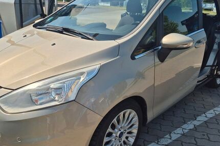 Ford B-Max 150.000 km 5.000 &euro; Treuen 08233