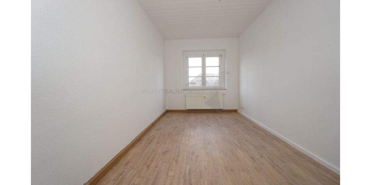 Etagenwohnung Zwickau Pölbitz - 2 Zimmer, 57 m&sup2;, 299&euro; | Angebot:25817384