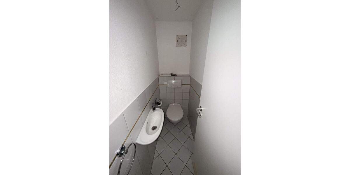 Etagenwohnung Zwickau Weißenborn - 3 Zimmer, 65 m&sup2;, 570&euro; | Angebot:25680257