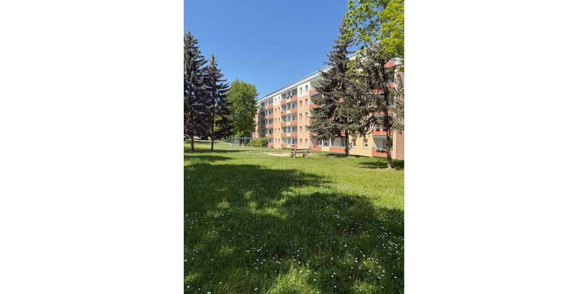 Etagenwohnung Werdau Werdau, Stadt - 3 Zimmer, 56 m&sup2;, 300&euro; | Angebot:26692864