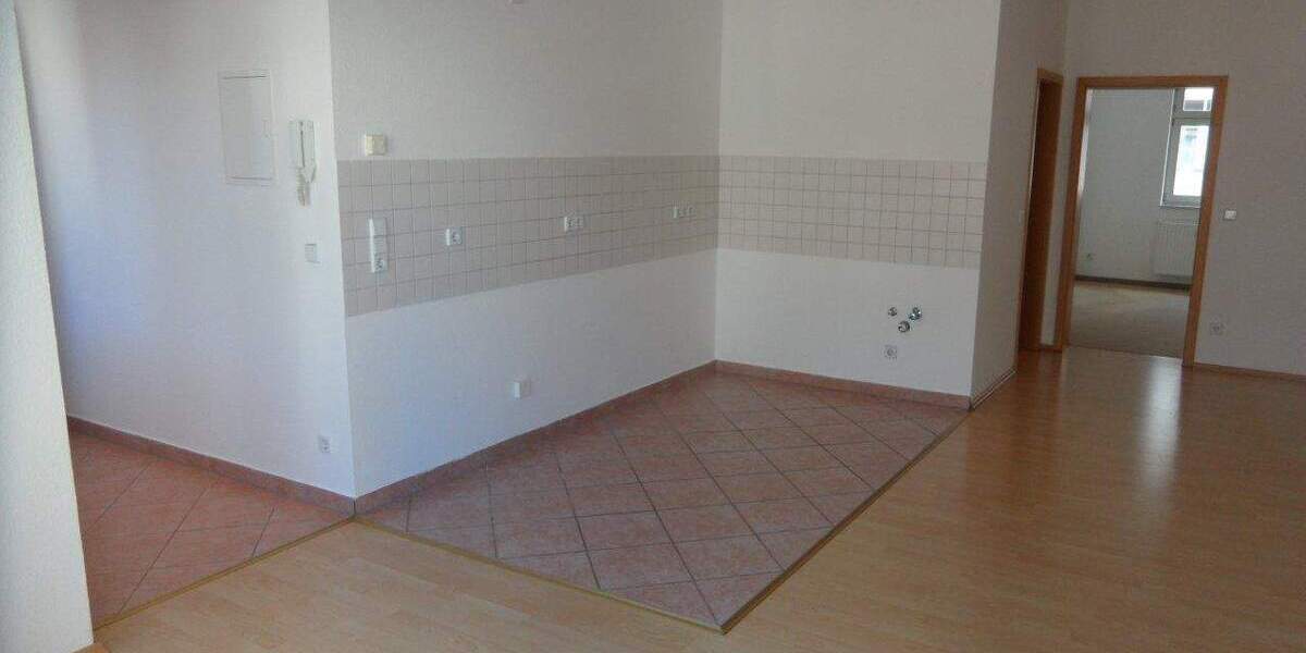 Etagenwohnung Zwickau Innenstadt - 2 Zimmer, 52 m&sup2;, 59.000&euro; | Angebot:25707417
