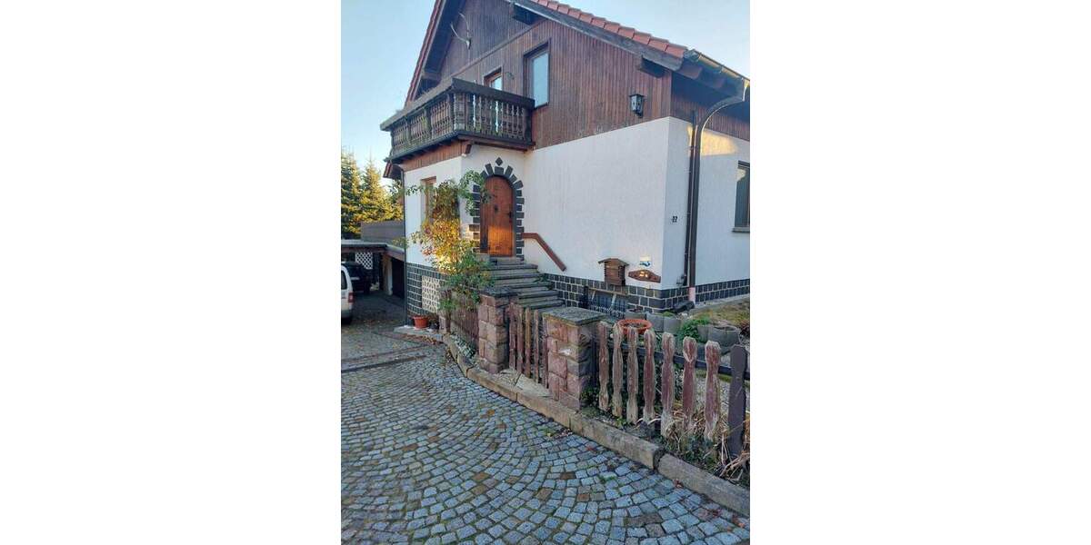 Einfamilienhaus Penig - 6 Zimmer, 220 m&sup2;, 380.000&euro; | Angebot:25799860