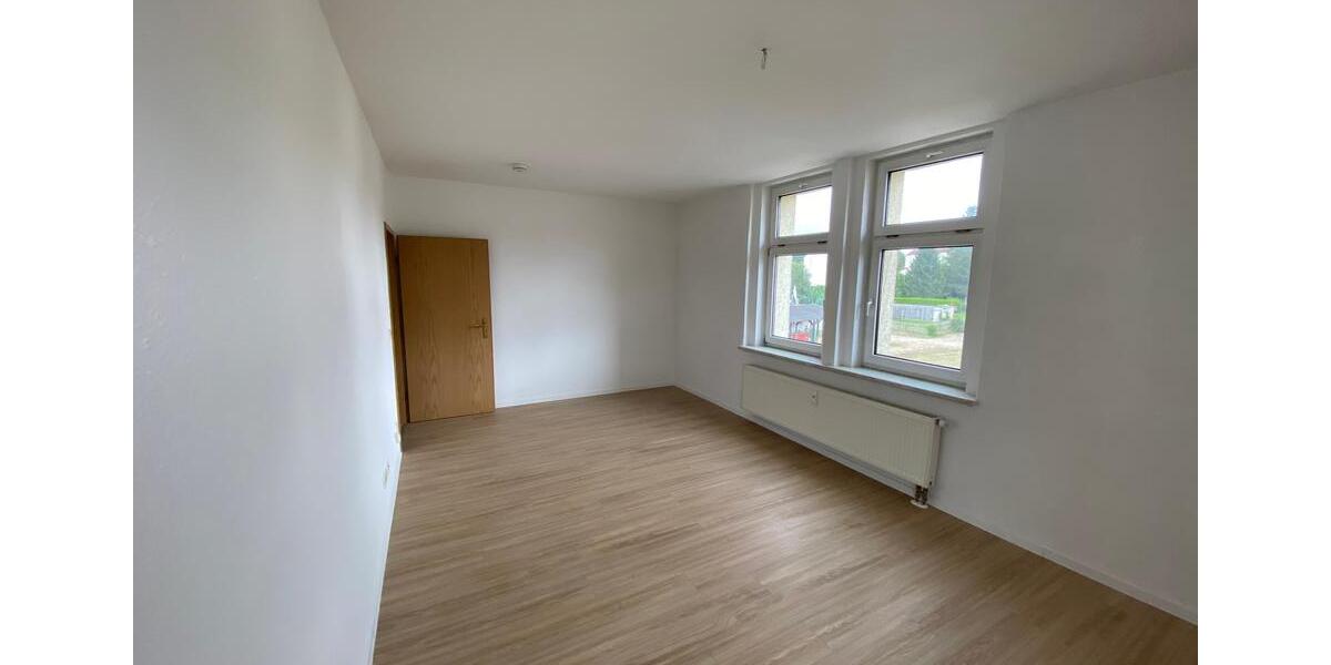 Etagenwohnung Werdau - 2 Zimmer, 55 m&sup2;, 290&euro; | Angebot:17202540