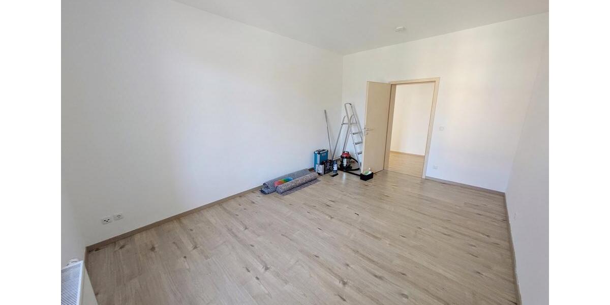 Etagenwohnung Zwickau Zwickau-Nord - 3 Zimmer, 94 m&sup2;, 560&euro; | Angebot:25945634