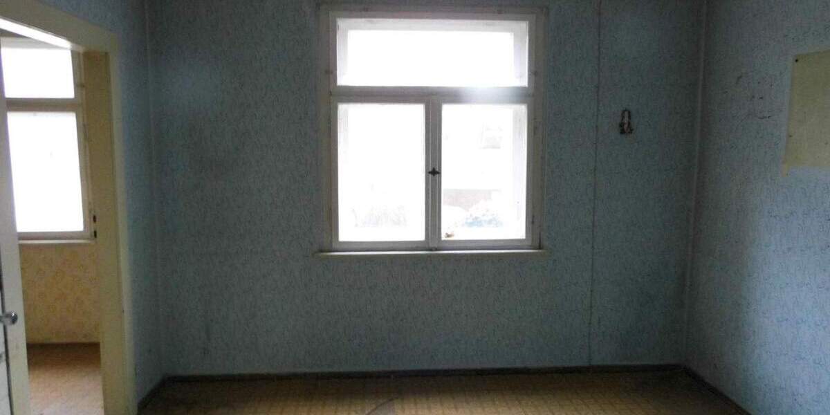 Einfamilienhaus Werdau - 4 Zimmer, 110 m&sup2;, 77.000&euro; | Angebot:25662887