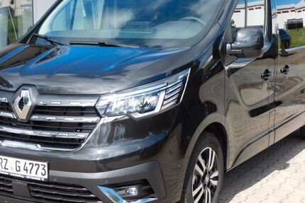 Renault Trafic 2.000 km 57.700 &euro; Zwönitz 08297