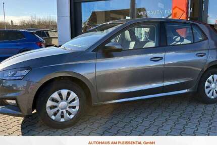 Skoda Fabia 3.500 km 19.870 &euro; Werdau OT Langenhessen 08412