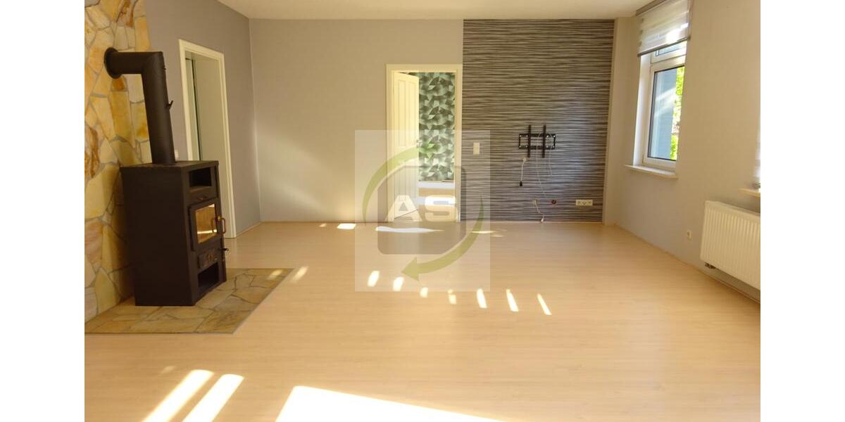 Etagenwohnung Zwickau - 5 Zimmer, 130 m&sup2;, 1.150&euro; | Angebot:26624039
