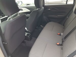 Suzuki Swift 1.2 Dualjet Hybrid 61 kW Comfort 1.350 km 19.500 &euro; Werdau 08412