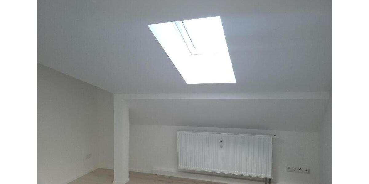 Dachgeschoßwohnung Greiz - 4 Zimmer, 107 m&sup2;, 805&euro; | Angebot:25146416