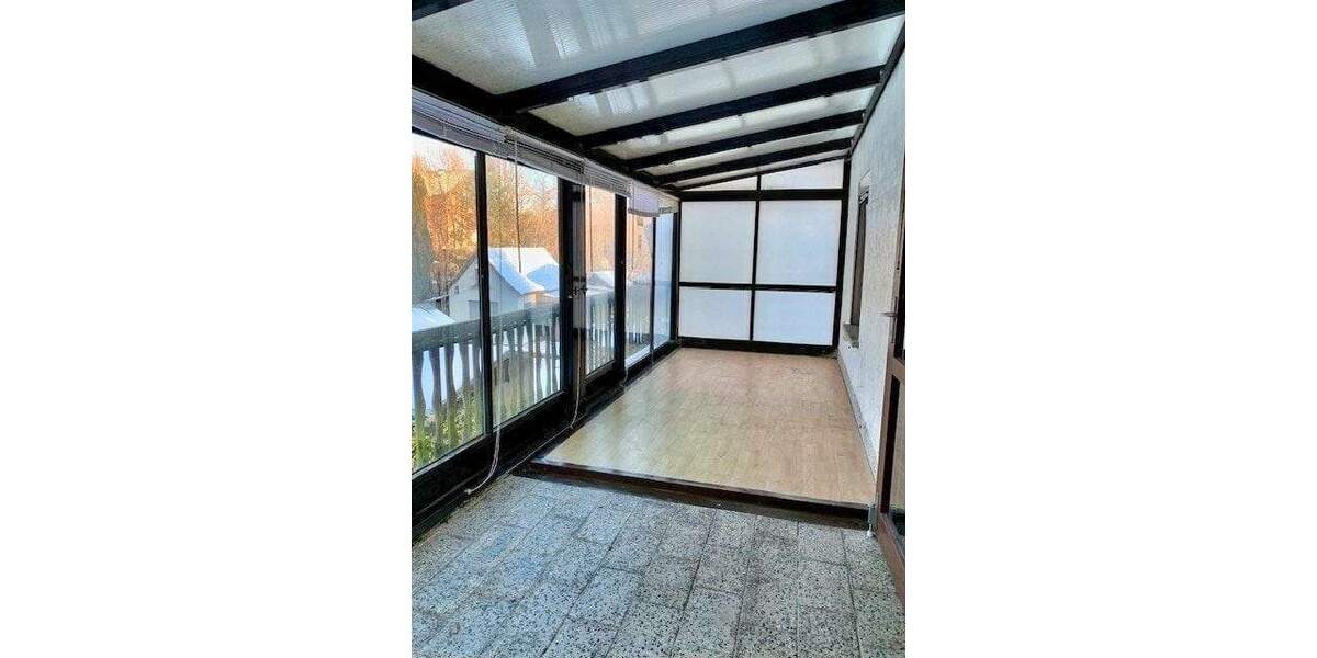 Einfamilienhaus Lengenfeld - 4 Zimmer, 122 m&sup2;, 85.000&euro; | Angebot:25799464