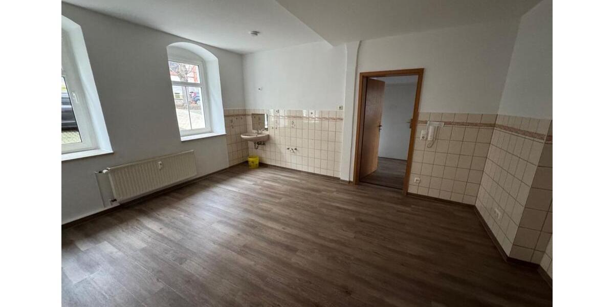 Etagenwohnung Ronneburg - 4 Zimmer, 105 m&sup2;, 545&euro; | Angebot:25509041