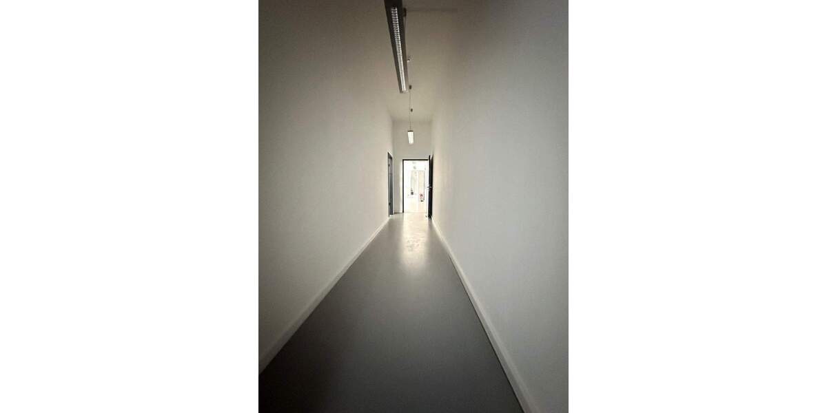 Gewerbeobjekt Niederfrohna - 1.836&euro; | Angebot:25864462