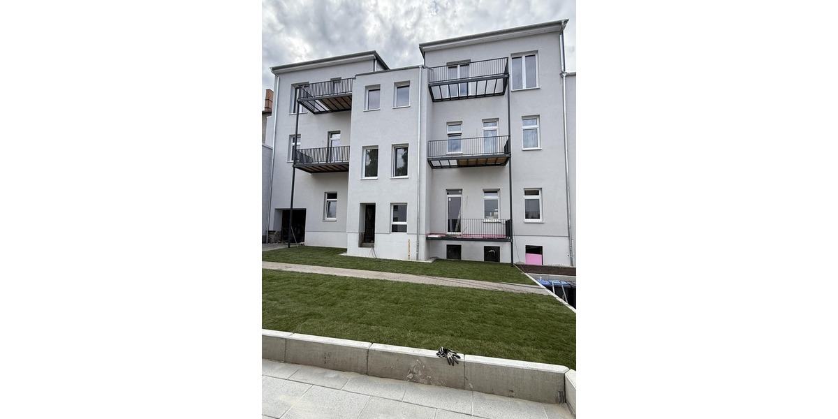 Exklusive Dachgeschosswohnung mit Balkon in aufwendig saniertem Gründerzeithaus - Dachgeschoßwohnung Falkenstein | Angebot:27104271