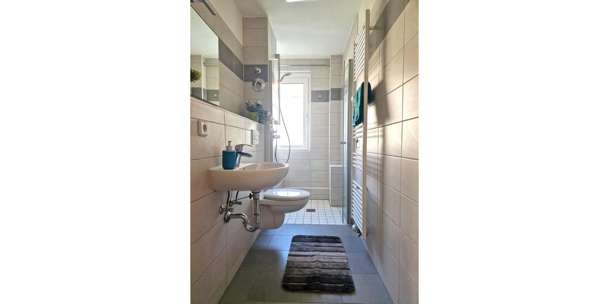 Etagenwohnung Glauchau - 3 Zimmer, 57 m&sup2;, 360&euro; | Angebot:25721638