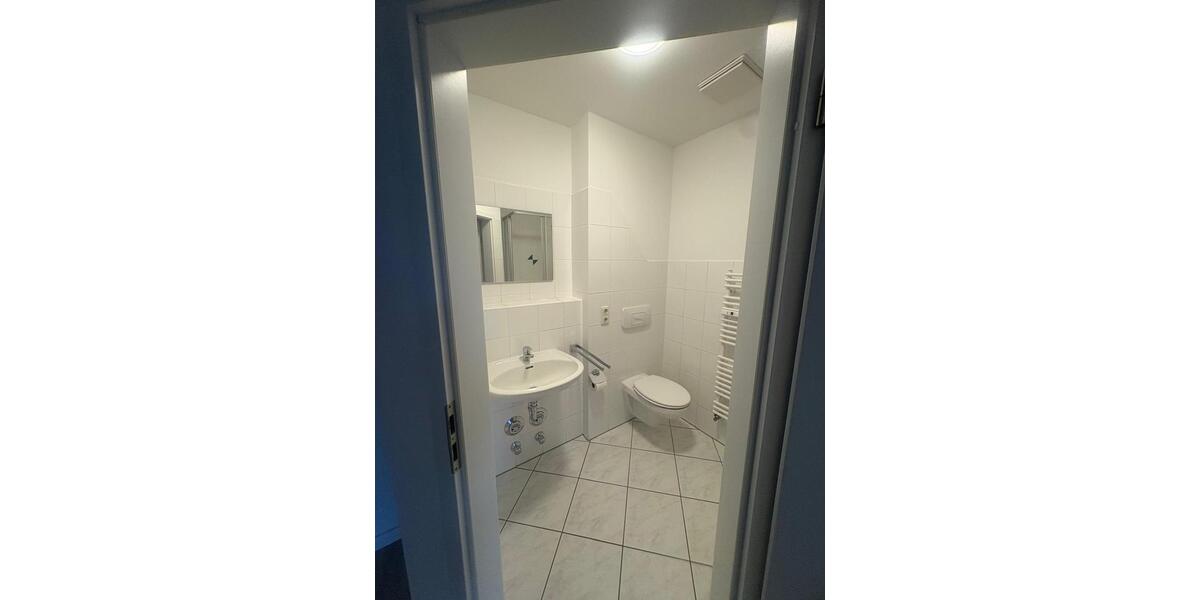 Etagenwohnung Zwickau Auerbach - 2 Zimmer, 48 m&sup2;, 480&euro; | Angebot:25560660