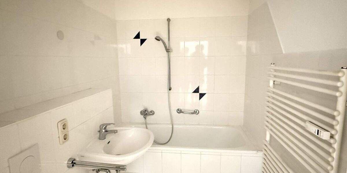 Etagenwohnung Zwickau Pölbitz - 2 Zimmer, 54 m&sup2;, 59.000&euro; | Angebot:25707457