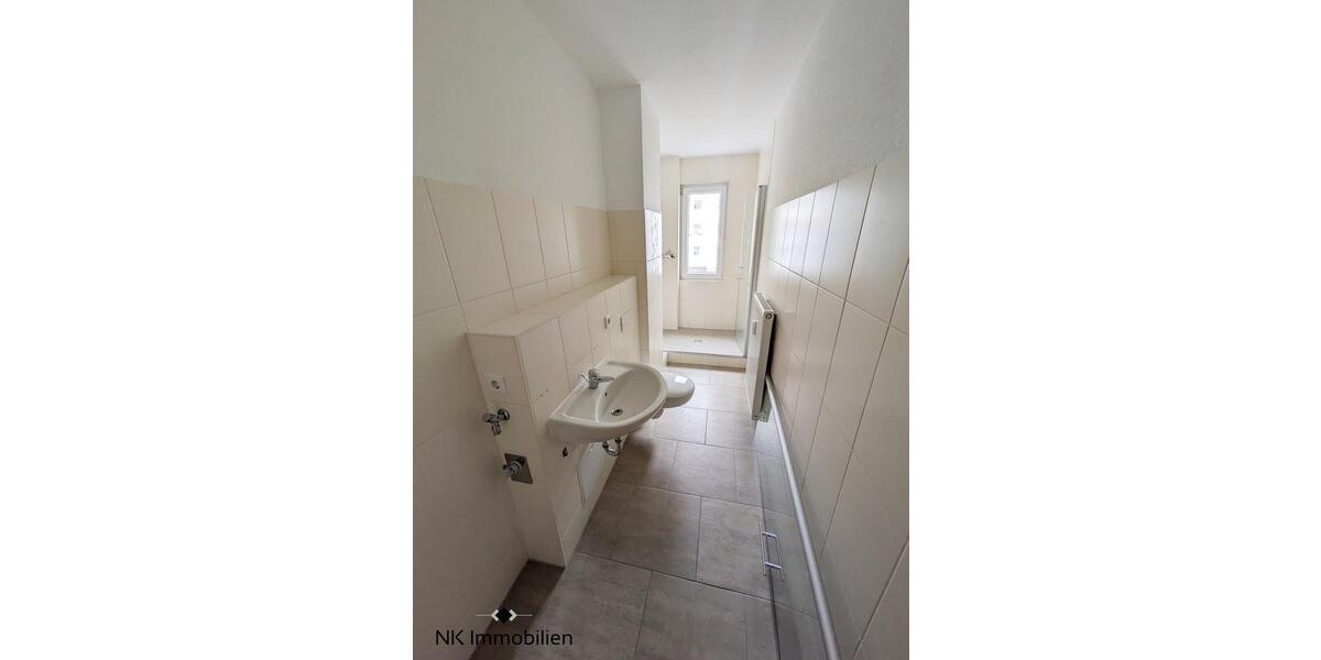 Etagenwohnung Limbach-Oberfrohna Oberfrohna - 2 Zimmer, 51 m&sup2;, 327&euro; | Angebot:25945694