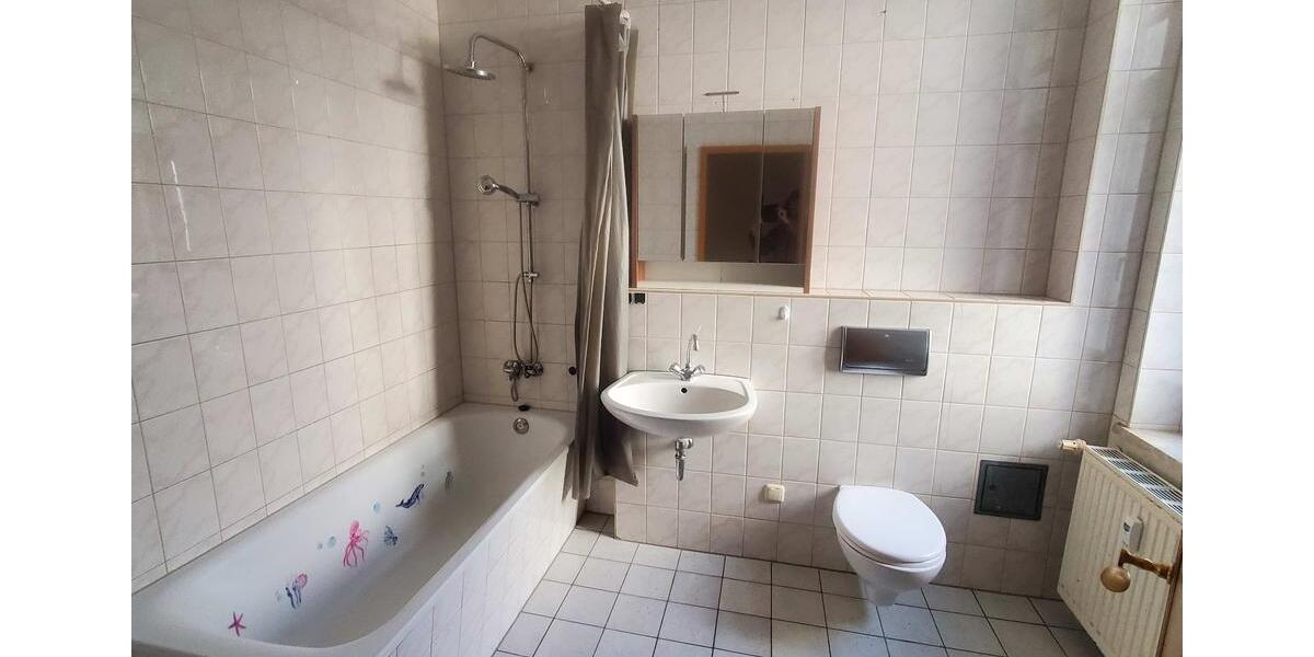 Etagenwohnung Werdau - 2 Zimmer, 55 m&sup2;, 410&euro; | Angebot:25419556