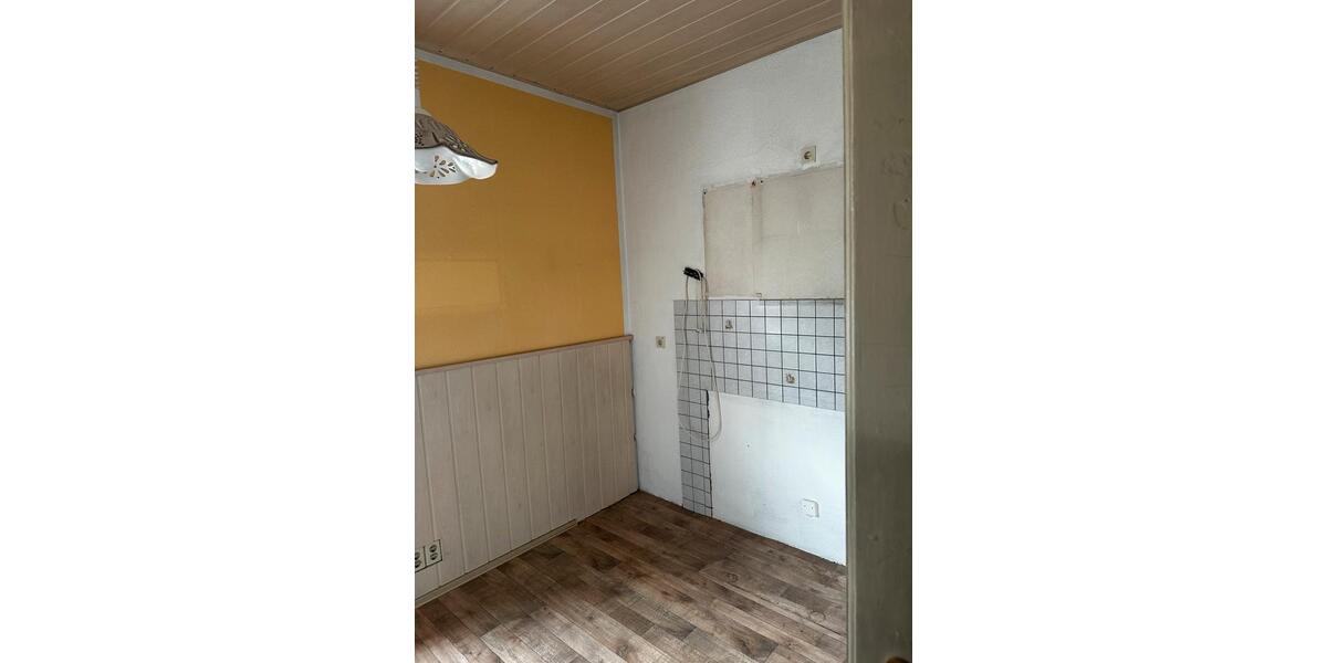 Mehrfamilienhaus, Wohnhaus Grünhain-Beierfeld Beierfeld - 13 Zimmer, 224 m&sup2;, 98.000&euro; | Angebot:26926213