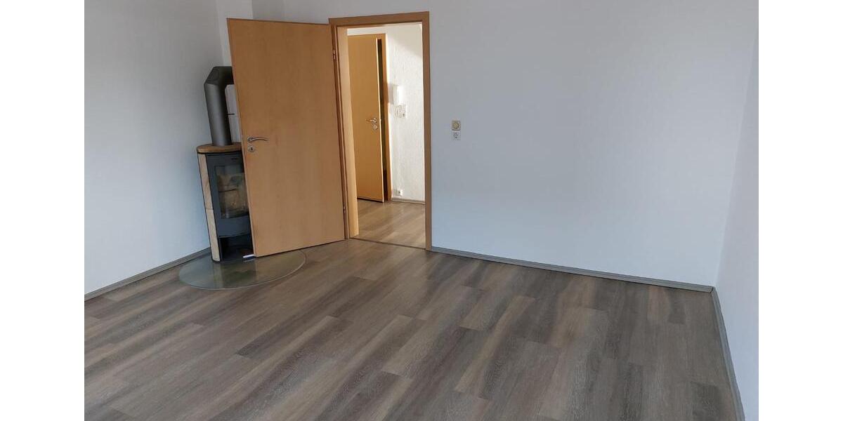Etagenwohnung Limbach-Oberfrohna Oberfrohna - 2 Zimmer, 55 m&sup2;, 319&euro; | Angebot:24836331