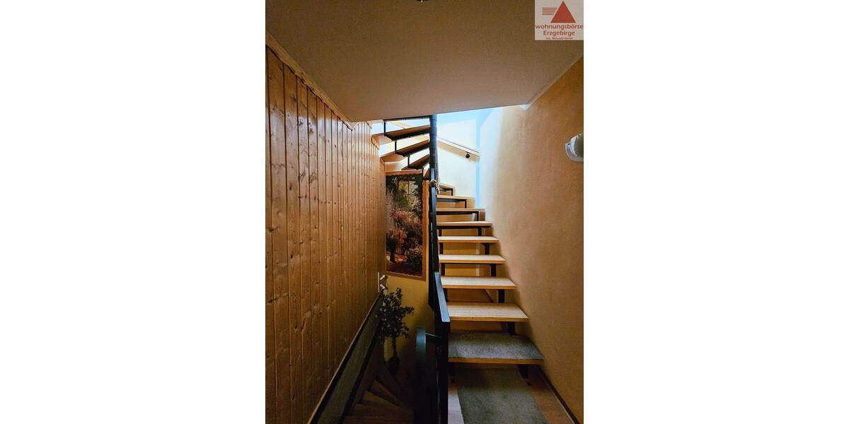 Mehrfamilienhaus, Wohnhaus Grünhain / Beierfeld Grünhain - 8 Zimmer, 200 m&sup2;, 269.000&euro; | Angebot:25688219